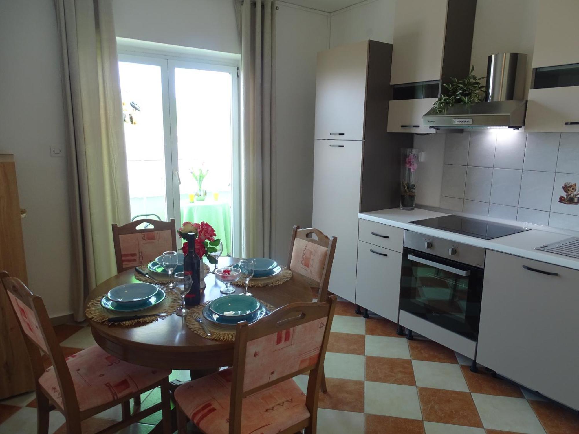 Dinjiška Apartments Sime מראה חיצוני תמונה