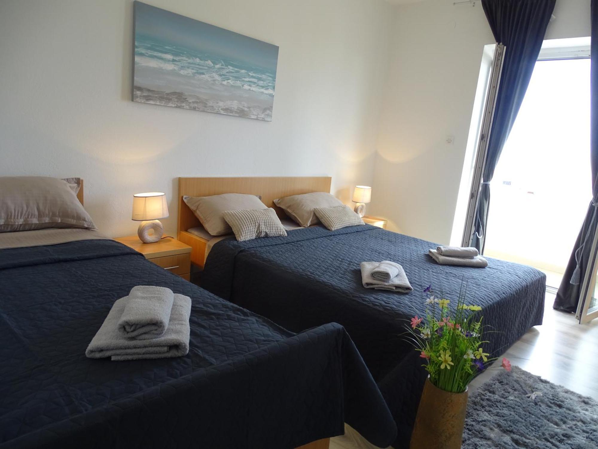 Dinjiška Apartments Sime מראה חיצוני תמונה