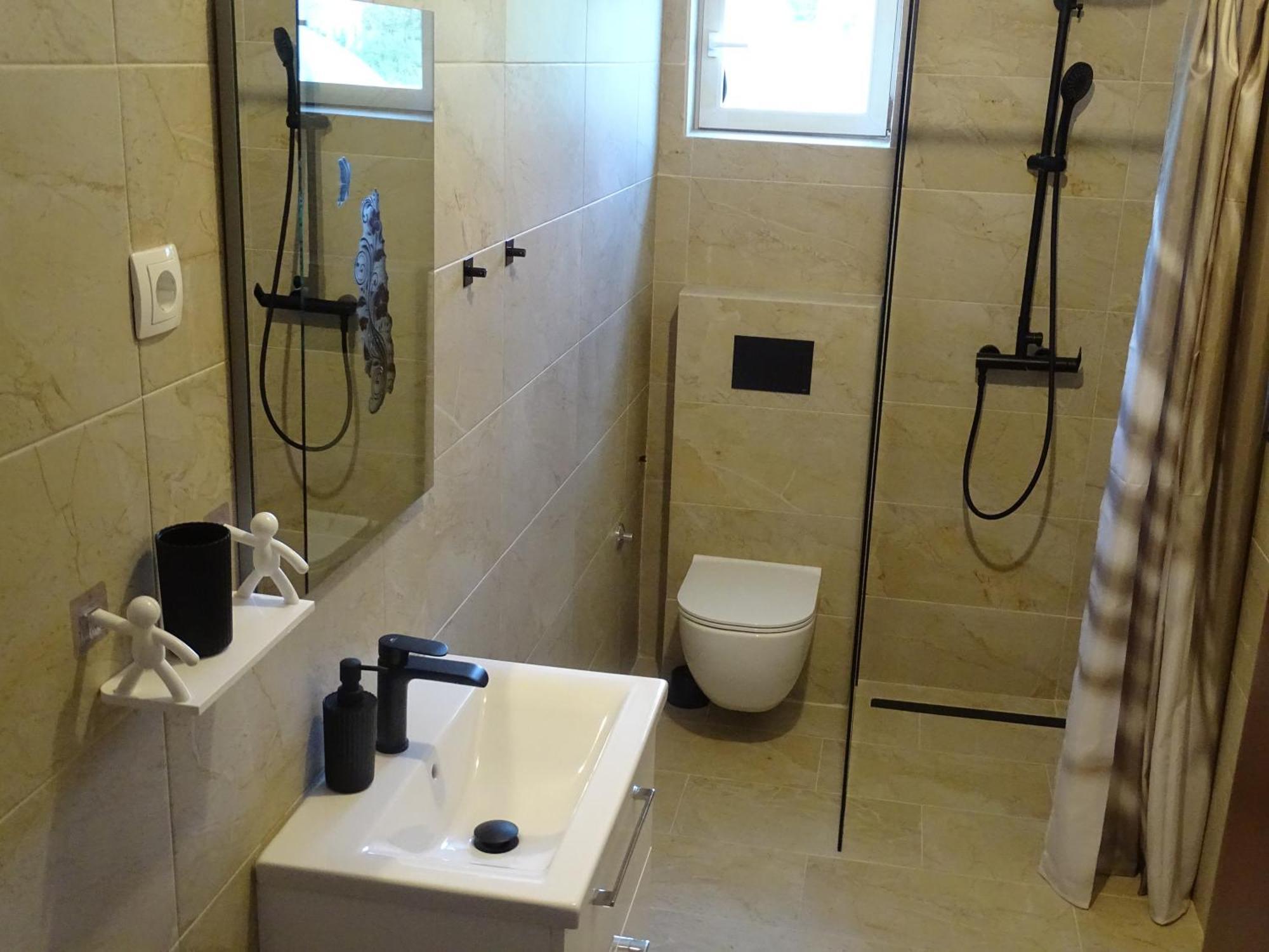 Dinjiška Apartments Sime מראה חיצוני תמונה