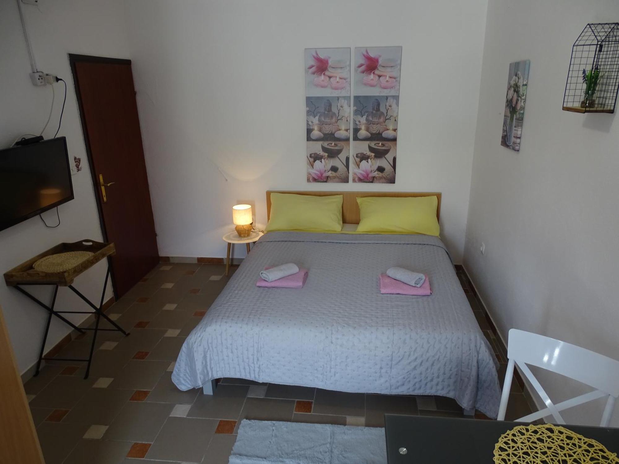 Dinjiška Apartments Sime מראה חיצוני תמונה