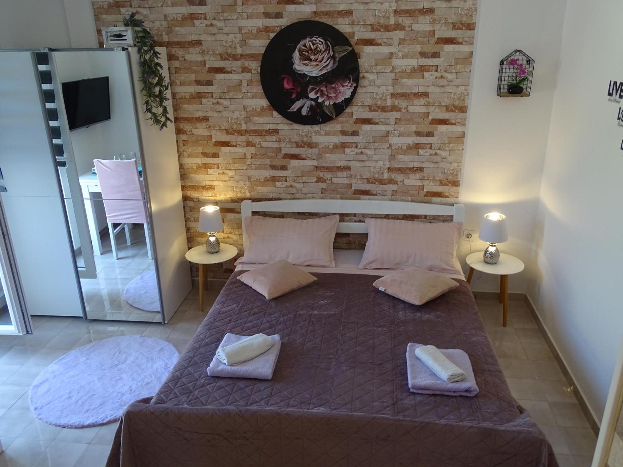 Dinjiška Apartments Sime מראה חיצוני תמונה